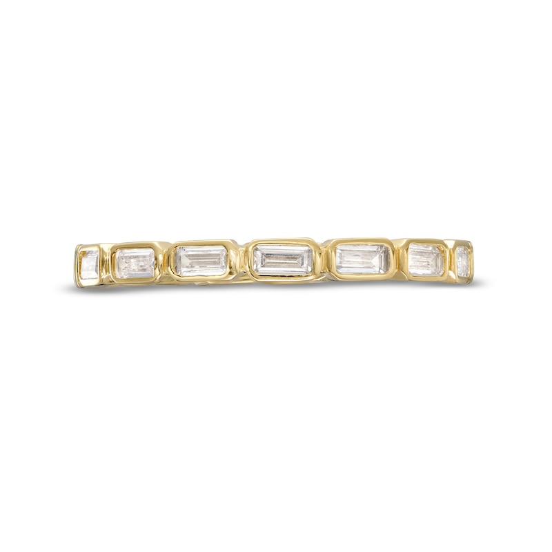 10K Solid Gold CZ Emerald-Cut Ring - Size 7