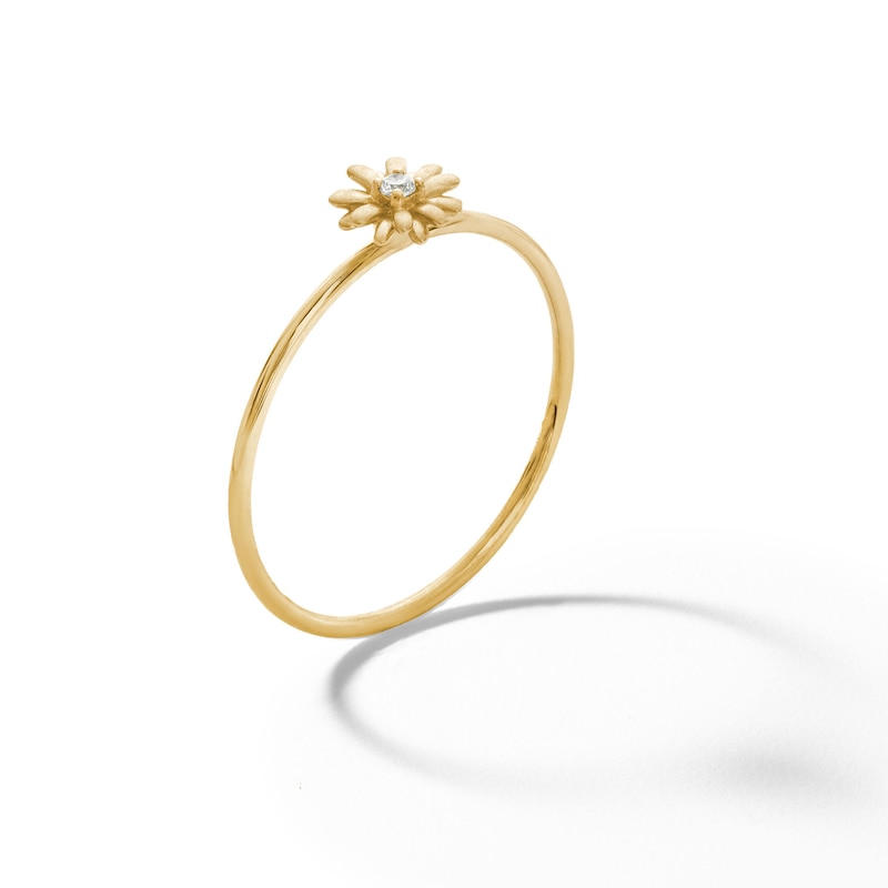 10K Solid Gold CZ Daisy Ring
